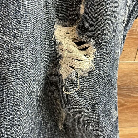 Old Navy Distressed Boyfriend Straight Jeans, Size 18, Blue - Picture 7 of 13